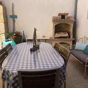 Maison Au Bord De Hébergement de vacances Les Saintes-Maries-de-la-Mer